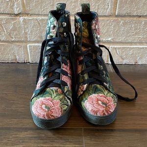 Steve Madden Abby Floral Boot